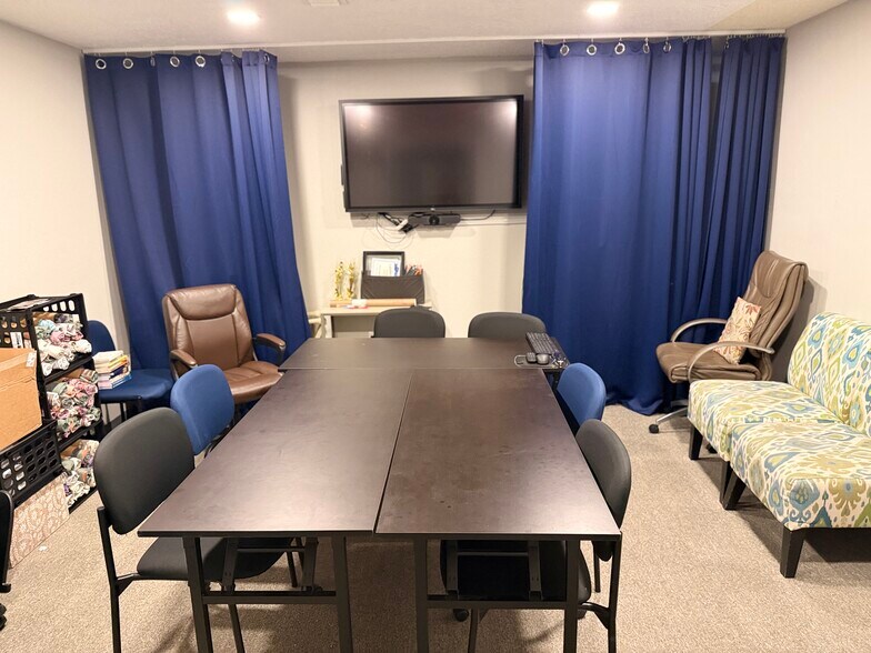 More Photos Of 4749 Odom Rd, Beaumont Office For Sale