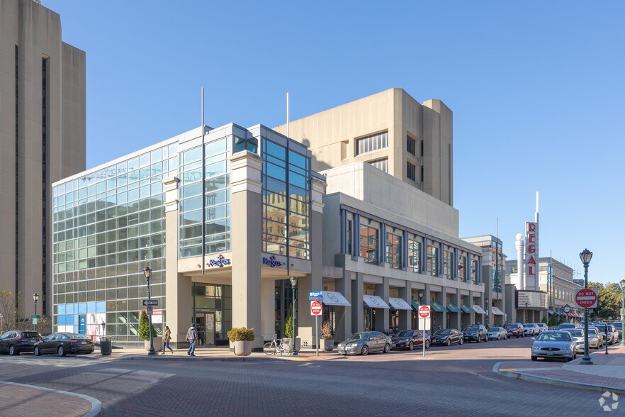 Primary Photo Of 199 E Montgomery Ave, Rockville Storefront For Lease