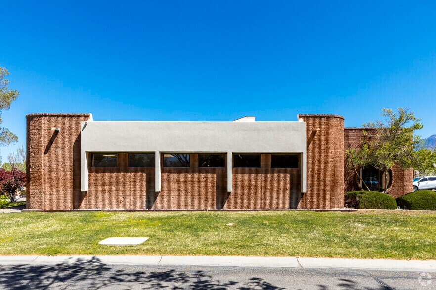 Primary Photo Of 10421 Montgomery Parkway Loop NE, Albuquerque Medical For Sale