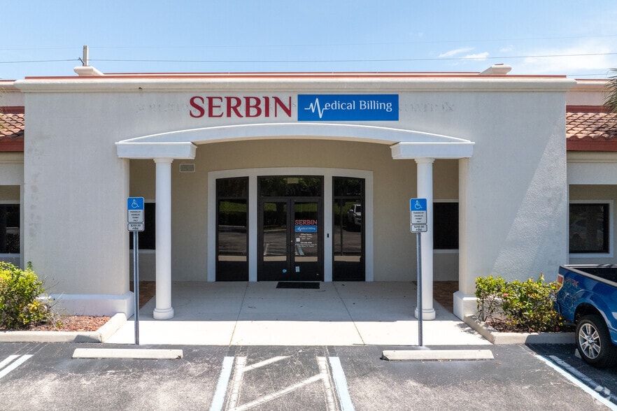 More Photos Of 8771 College Pky, Fort Myers Medical For Lease