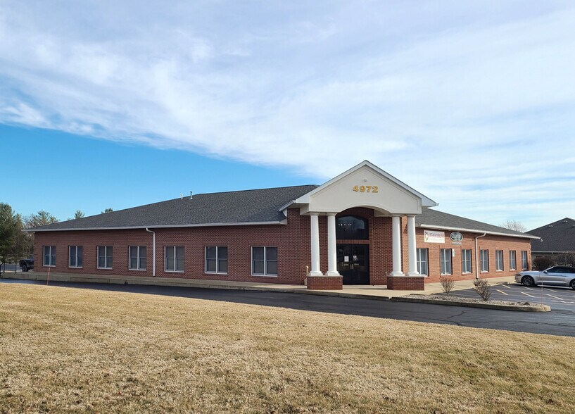 More Photos Of 4972 Benchmark Centre Dr, Swansea Medical For Lease
