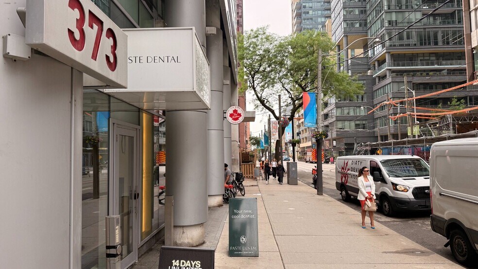 More Photos Of 373-375 King St W, Toronto Apartments For Lease
