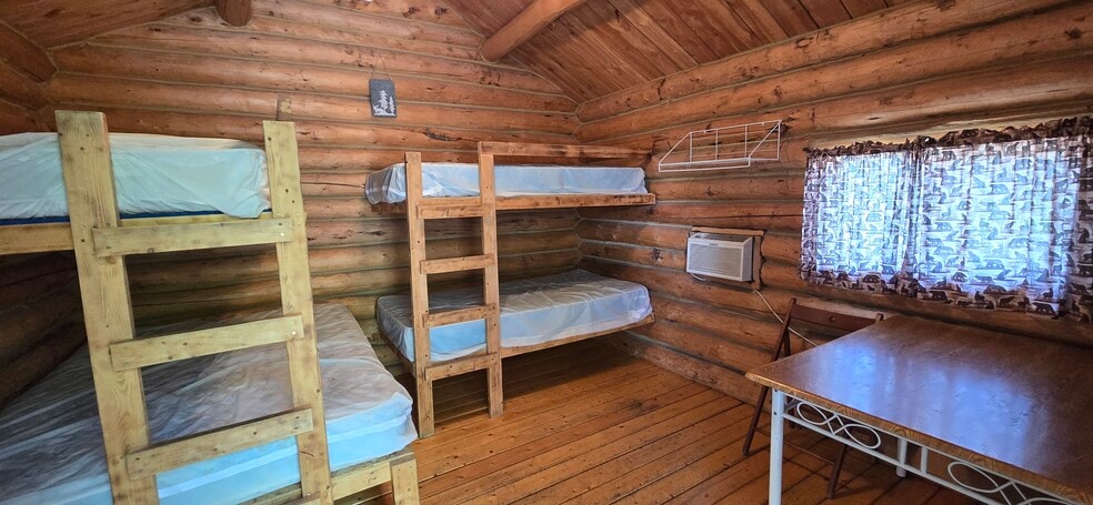 More Photos Of 204 US Highway 20 S, Thermopolis Manufactured Housing Mobile Home Park For Sale