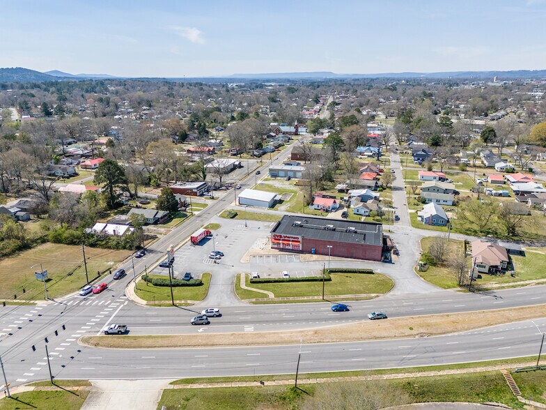 More Photos Of 806 Hoke St, Gadsden Drugstore For Sale