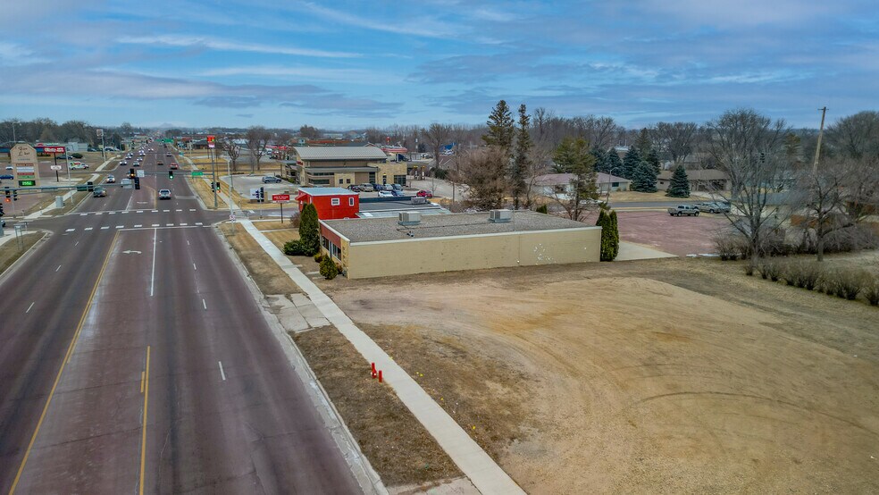 More Photos Of 411 S State St, Fairmont Light Distribution For Sale