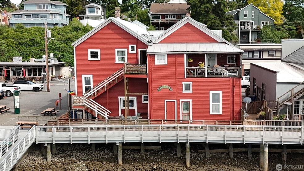 More Photos Of 604 S 1st St, La Conner Freestanding For Lease