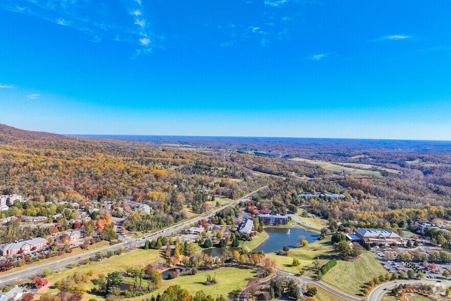 More Photos Of 1791 Richmond Rd, Charlottesville Restaurant For Lease