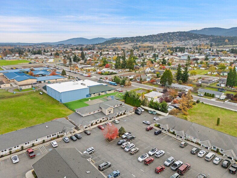 More Photos Of 538 N 5th Ave, Sequim Medical For Sale