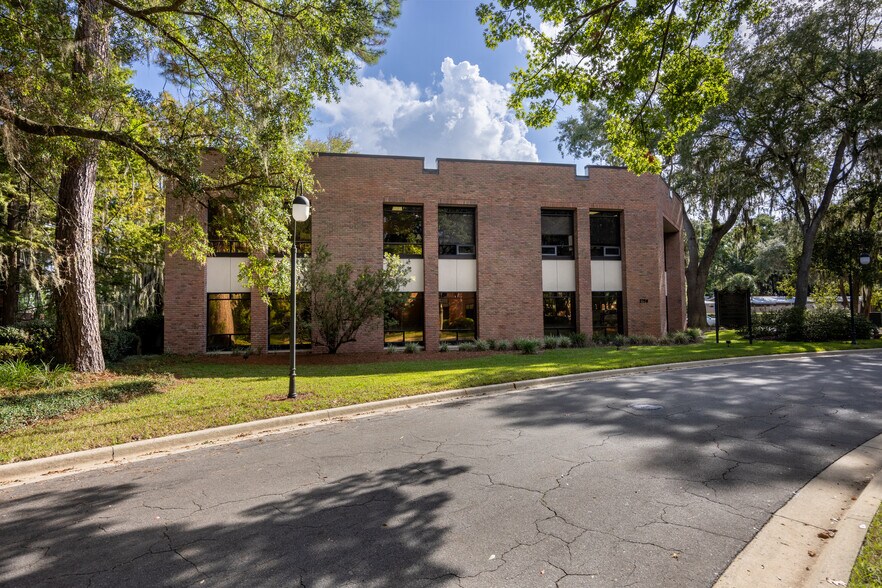 More Photos Of 2750 NW 43rd St, Gainesville Office For Lease