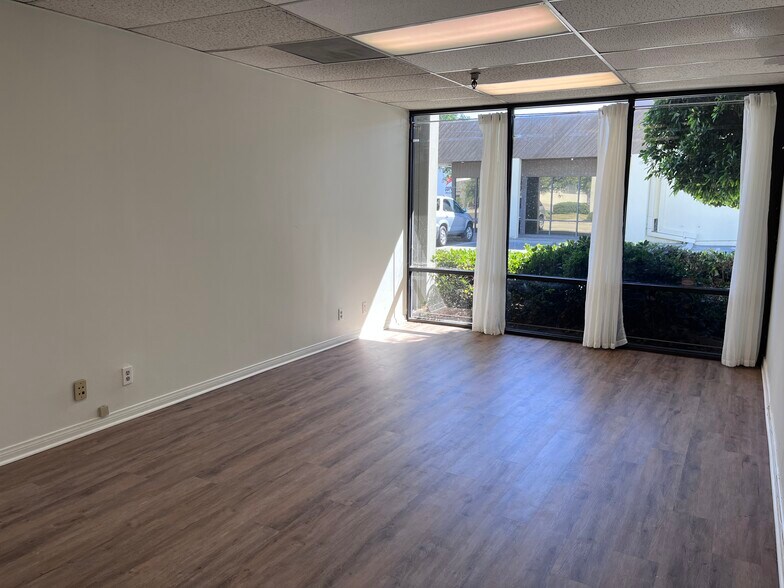 More Photos Of 10814 Los Vaqueros Cir, Los Alamitos Warehouse For Lease