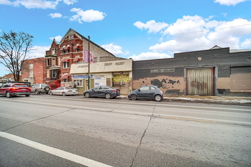 More Photos Of 2116 S California Ave, Chicago Auto Repair For Sale