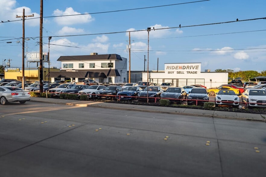 More Photos Of 4106-4122 O'Banion Rd, Garland Auto Dealership For Sale