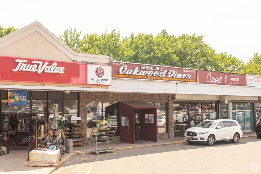 More Photos Of 3155-3161 Amboy Rd, Staten Island Storefront For Lease