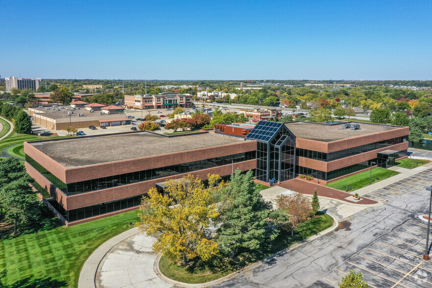 Primary Photo Of 4445 Corporate Dr, West Des Moines Medical For Sale