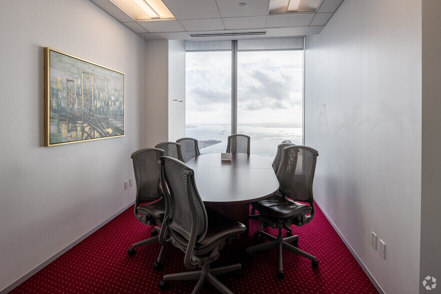 More Photos Of One World Trade Center, New York Coworking Space