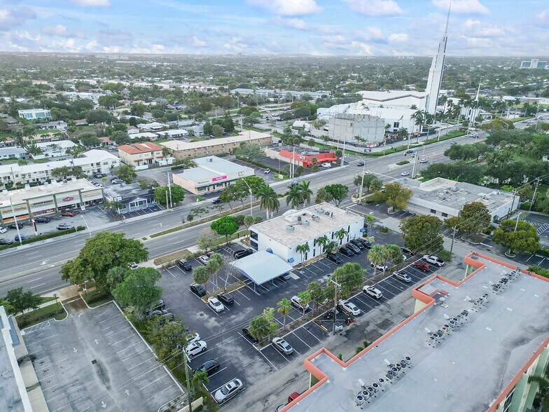 More Photos Of 5300 N Federal Hwy, Fort Lauderdale Office For Sale