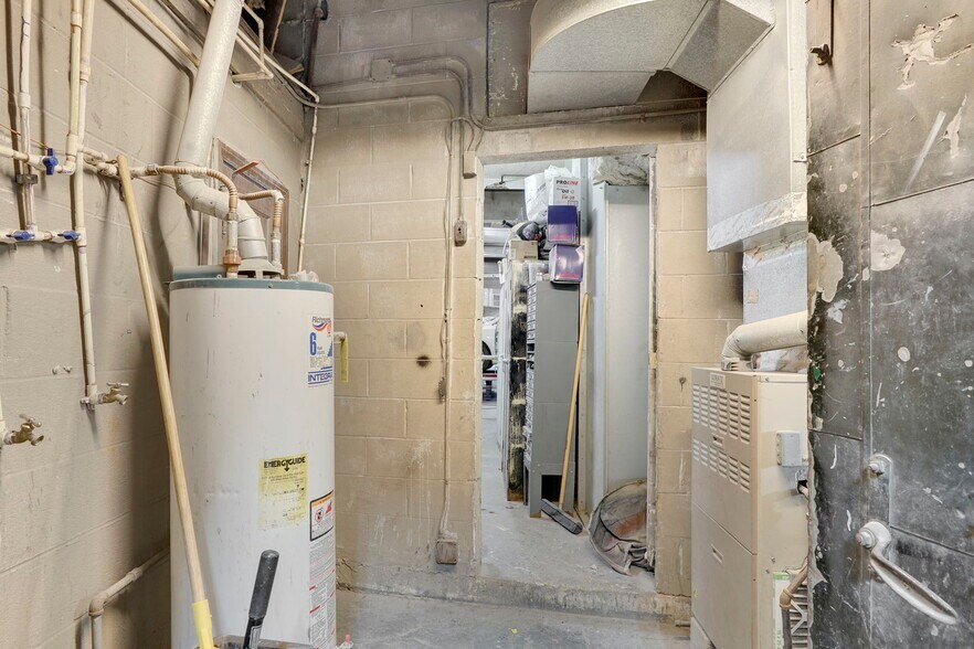 More Photos Of 3595 Broadway, Gary Industrial For Sale