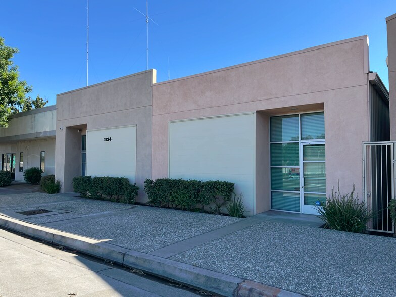 More Photos Of 1224 6th St, Modesto Warehouse For Lease
