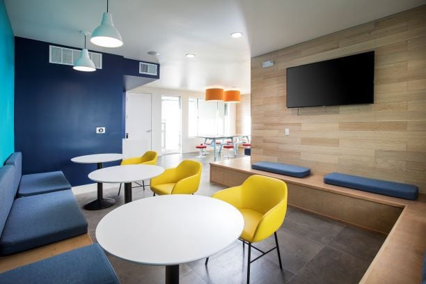 More Photos Of 11049 Magnolia Blvd, North Hollywood Apartments For Lease
