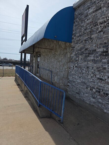 More Photos Of 2927 SE 44th St, Oklahoma City Daycare Center For Lease