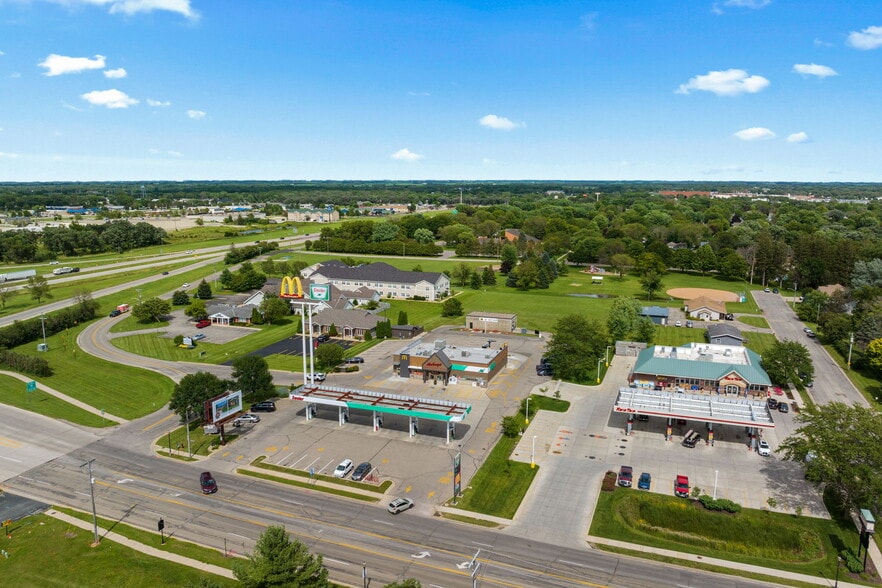 More Photos Of 1400 14th St NW, Austin Service Station For Sale