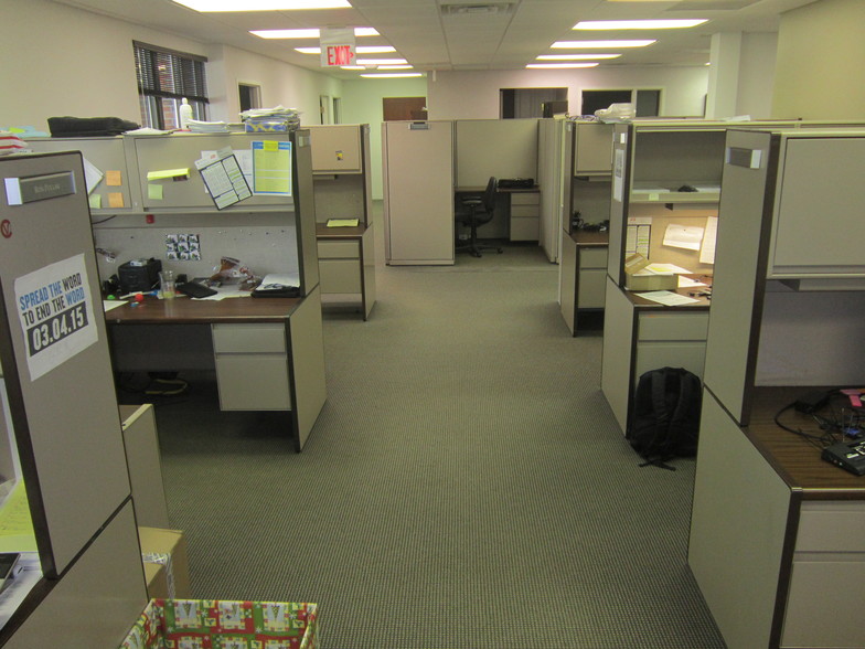 More Photos Of 1665-1695 Elk Blvd, Des Plaines Office For Lease