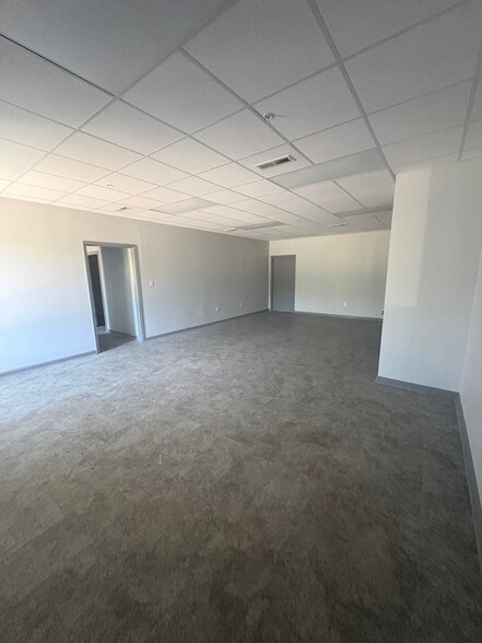 More Photos Of 1950 Wise Dr, Dothan Warehouse For Lease