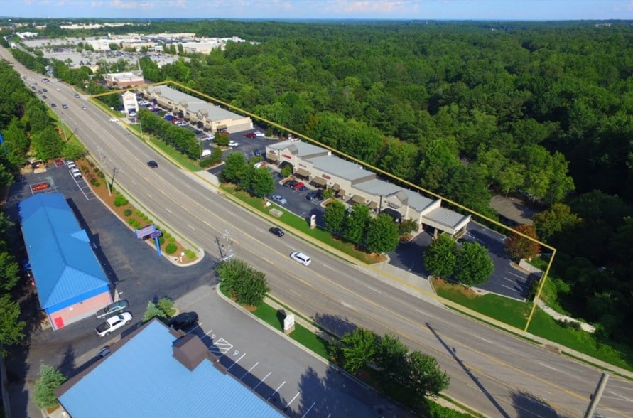 More Photos Of 6880 Douglas Blvd, Douglasville General Retail For Lease