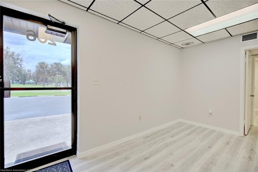 More Photos Of 204-206 W Interlake Blvd, Lake Placid Medical For Sale