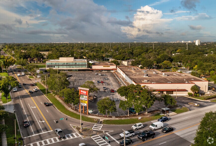 More Photos Of 800 49th St, Saint Petersburg Office For Lease