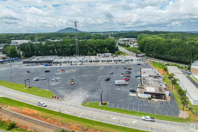 More Photos Of 1951-1955 Canton Rd, Marietta Warehouse For Lease