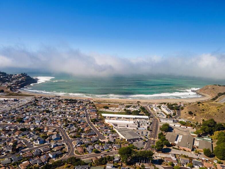 More Photos Of 667-669 Crespi Dr, Pacifica Medical For Sale