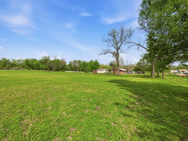 More Photos Of TBD TBD Mulberry Street, Kaufman Land For Sale