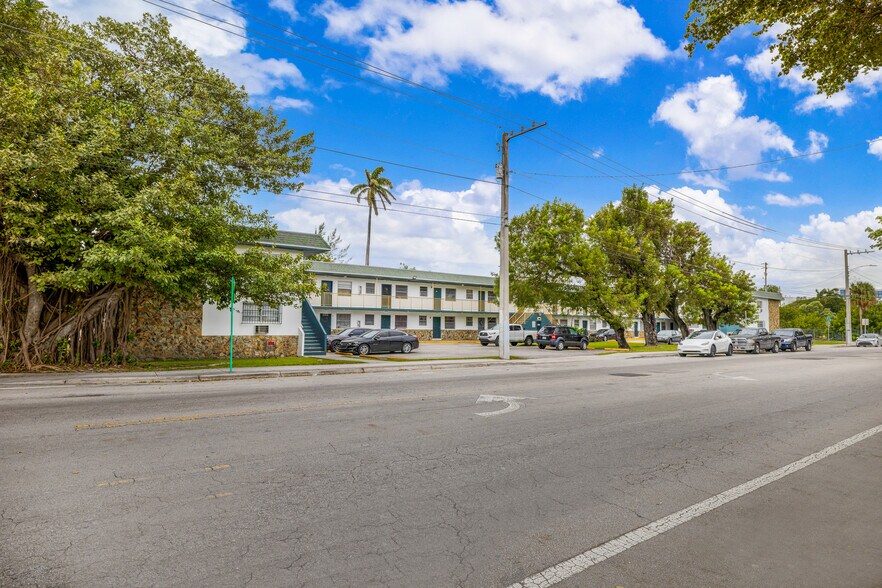 More Photos Of 2629 NW 17th Ave, Miami Apartments For Sale