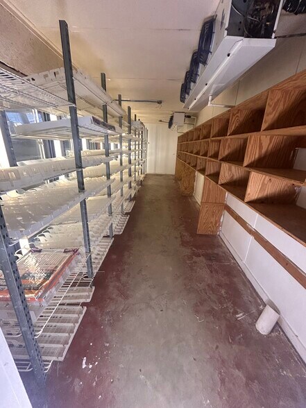 More Photos Of 6523 Harrietts Bluff Rd, Woodbine Freestanding For Sale