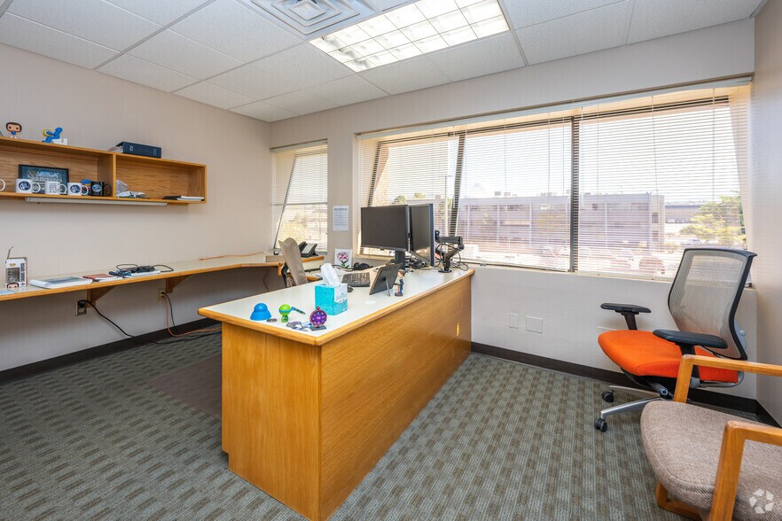 More Photos Of 2340 Alamo Ave SE, Albuquerque Office For Lease