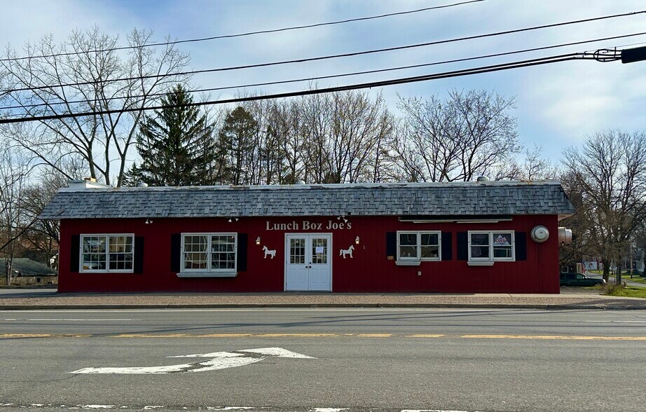 Primary Photo Of 200 Oriskany Blvd, Whitesboro General Retail For Sale