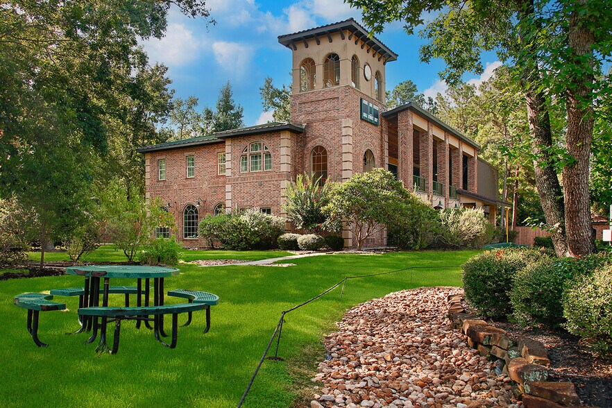 More Photos Of 28611 Blue Jack Ln, Magnolia Sports And Entertainment For Sale