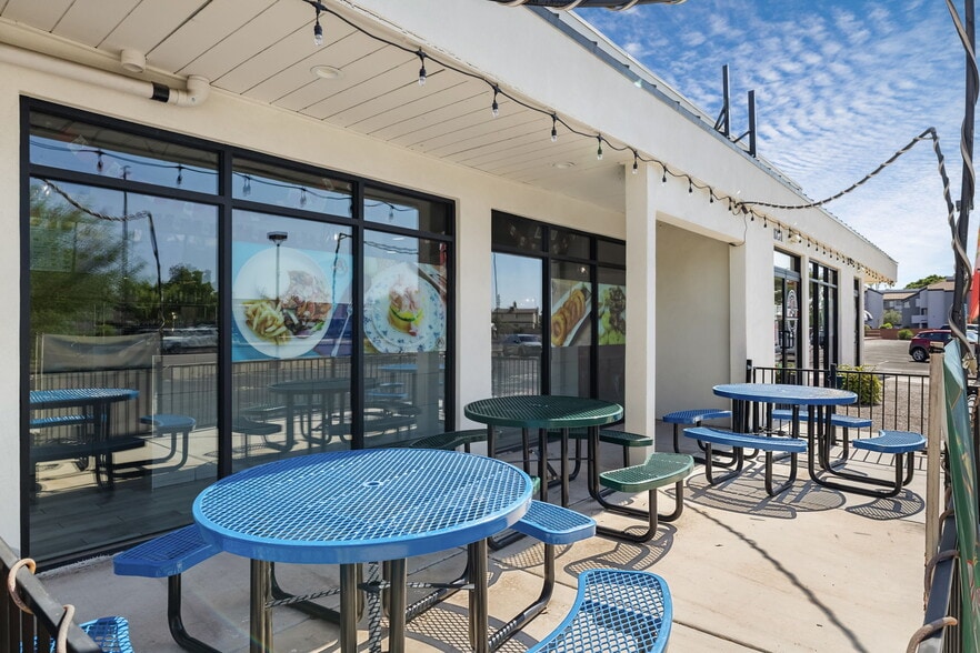 More Photos Of 1231 W Baseline Rd, Mesa Restaurant For Sale
