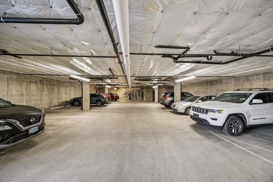 More Photos Of 2926 SW 4th Ave, Portland Apartments For Sale