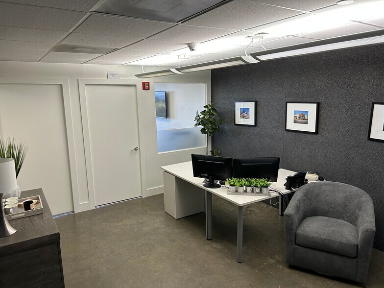 More Photos Of 4770 Biscayne Blvd, Miami Office For Sale