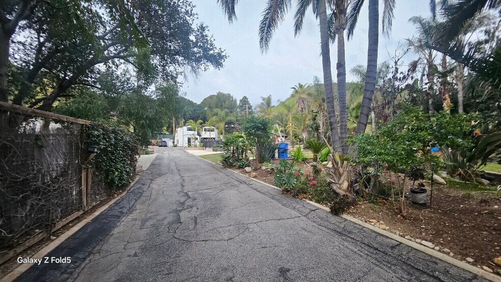 More Photos Of 9857 Foothill Blvd, Lake View Terrace Multifamily For Lease