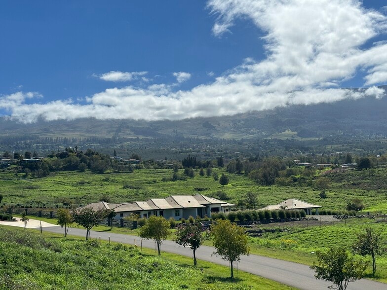 More Photos Of 3135 Lower Kula Rd, Kula Storefront Retail Office For Sale