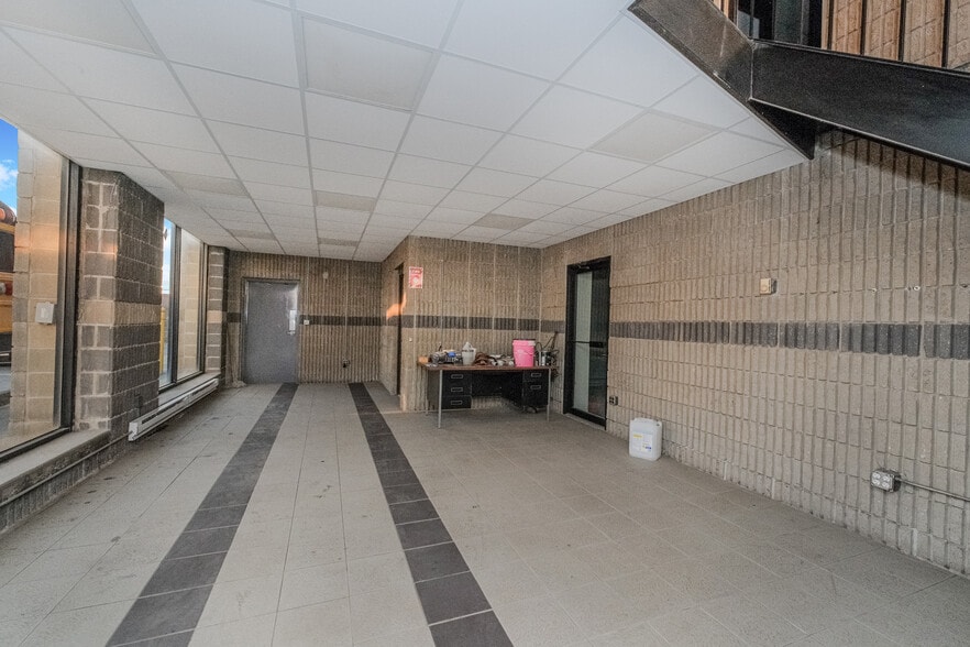 More Photos Of 436 Spencer St, Staten Island Warehouse For Lease