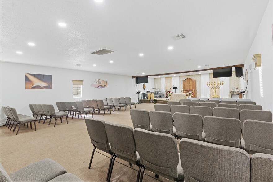 More Photos Of 375 C St, Arvin Specialty For Sale