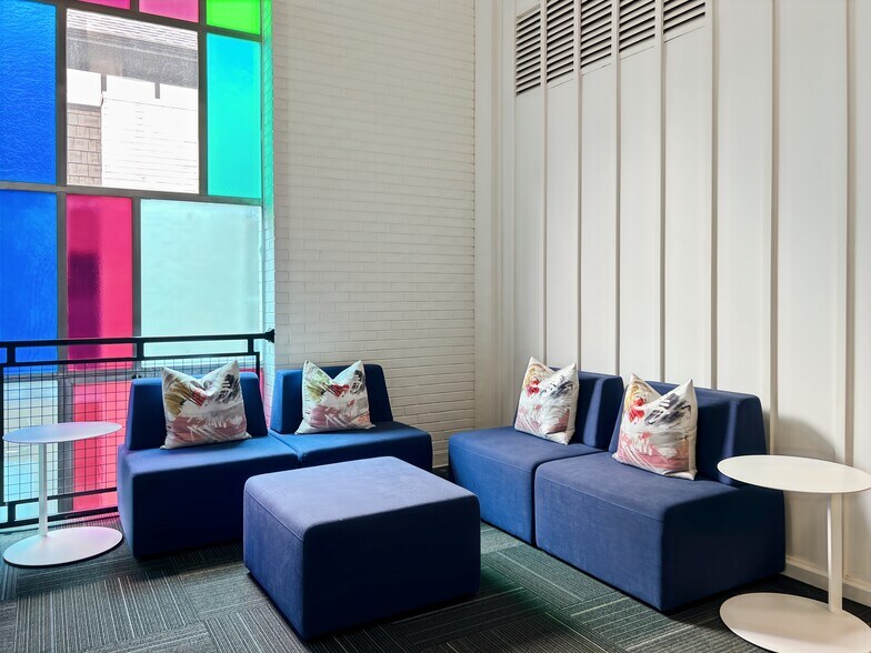 More Photos Of 3117 Whiting Ave, Charlotte Coworking Space