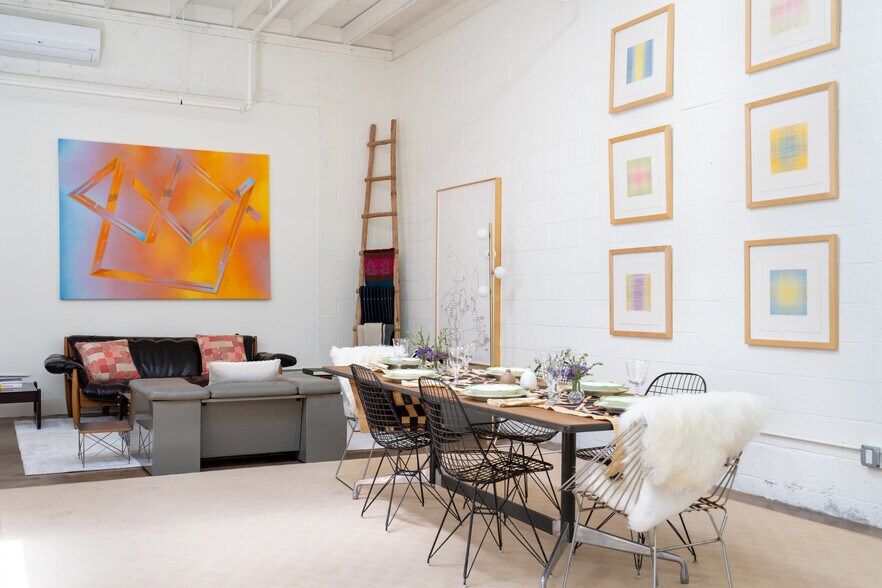 More Photos Of 310 Johnson St, Santa Fe Specialty For Sale