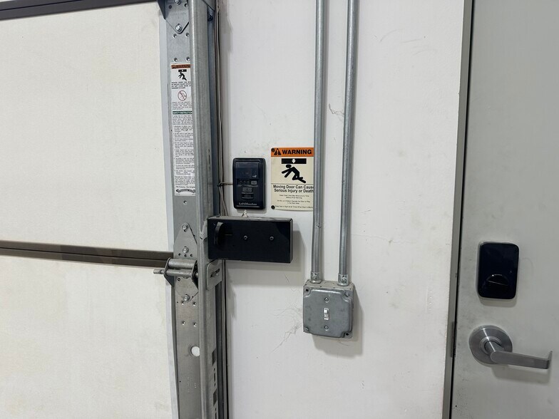 More Photos Of 2799 E Bakerview Rd, Bellingham Light Distribution For Lease