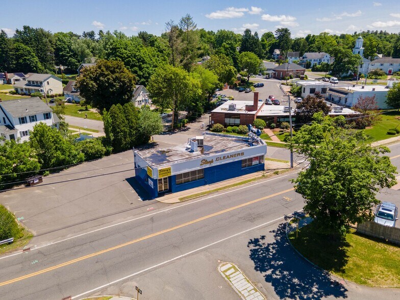 More Photos Of 55 White Ave, East Longmeadow Freestanding For Lease