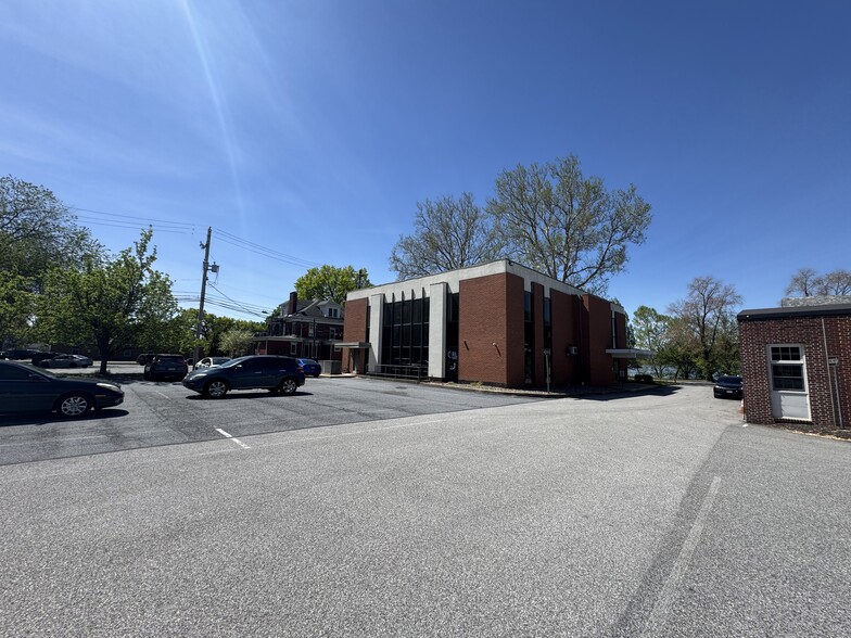 More Photos Of 2505 N Front St, Harrisburg Office For Lease